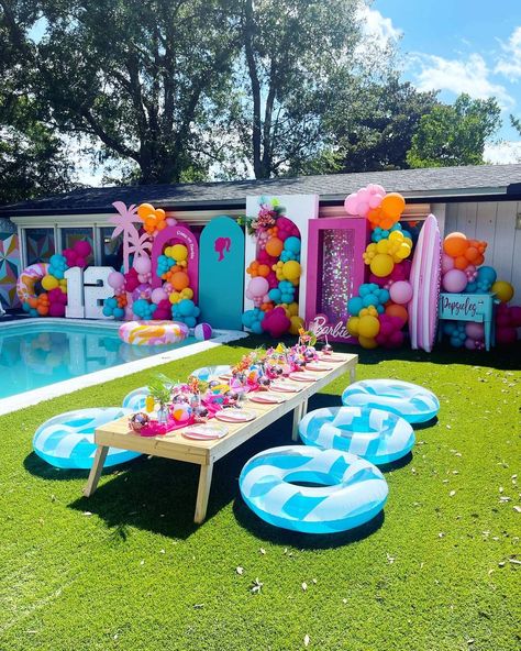 Barbie, Barbie Pool Party, Barbie Theme Party, Barbie Party Decorations, Barbie Party Games, Barbie Birthday Party, Barbie Party, Pool Party Kids, Pool Party Birthday