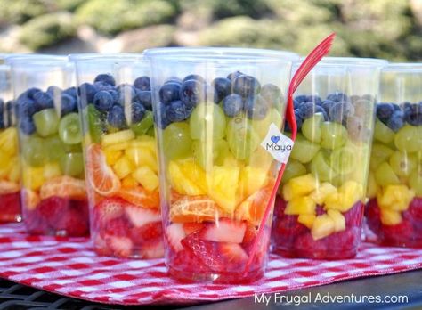 I think these would be super easy to put together, and would probably be great in the freezer as a frozen treat too! Healthy Recipes, Fruit, Snacks, Brunch, Dessert, Healthy Treats, Healthy Snacks For Kids, Kids Lunch, Kids Snacks