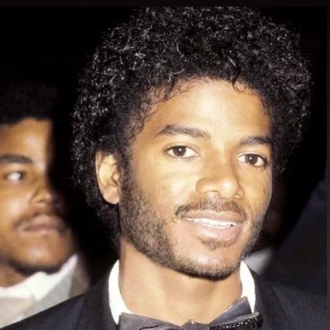 Black Men With Beards™ on Instagram: “If only 😆 #MichaelJackson #BlackMenWithBeards” Hip Hop, People, Humour, Michael Jackson, Black Actors, Personas, Fotos, Beard, Black Is Beautiful