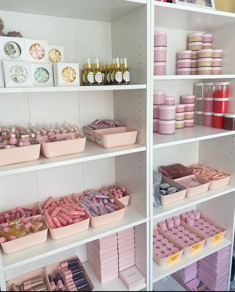 Studio, Business Inspiration, Business Office, Business Storage, Business Office Decor, Small Business Organization, Best Small Business Ideas, Small Business Packaging Ideas, Store Design Boutique