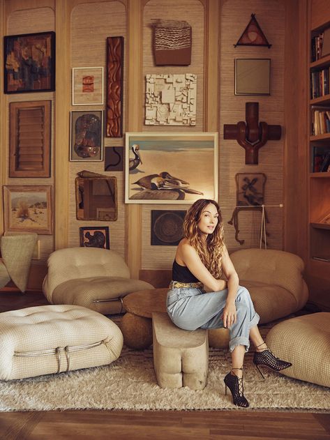 Design Visionary Kelly Wearstler on the Power of Home Home Décor, Home, Interior, Sofas And Chairs, Outdoor Area, Cool Chairs, Hallway Ideas, Decor Ideas, Interieur