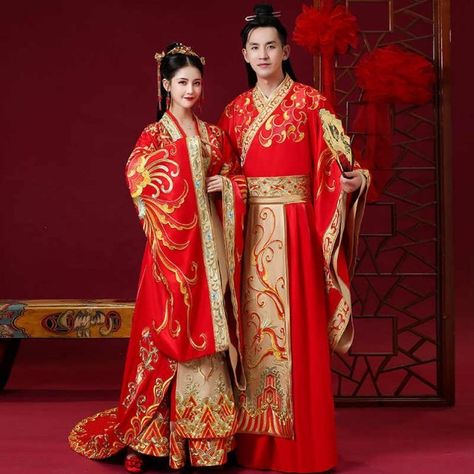 Brides from China traditionally wear a dress in red colours as the colour symbolizes love and prosperity in their culture. The traditional Chinese wedding dress in northern Chinese usually is a one-piece frock named Qipao, which is in red colour mainly and embroidered with elaborate gold and silver design. It has been witnessed that at many Chinese weddings, the bride wears more than one Chinese wedding dress. Couture, Traditional Chinese Dress, Traditional Hanfu, Chinese Clothing Traditional, Traditional Chinese Wedding, Chinese Wedding Dress Traditional, Chinese Dress, Chinese Wedding Dress, Traditional Dresses