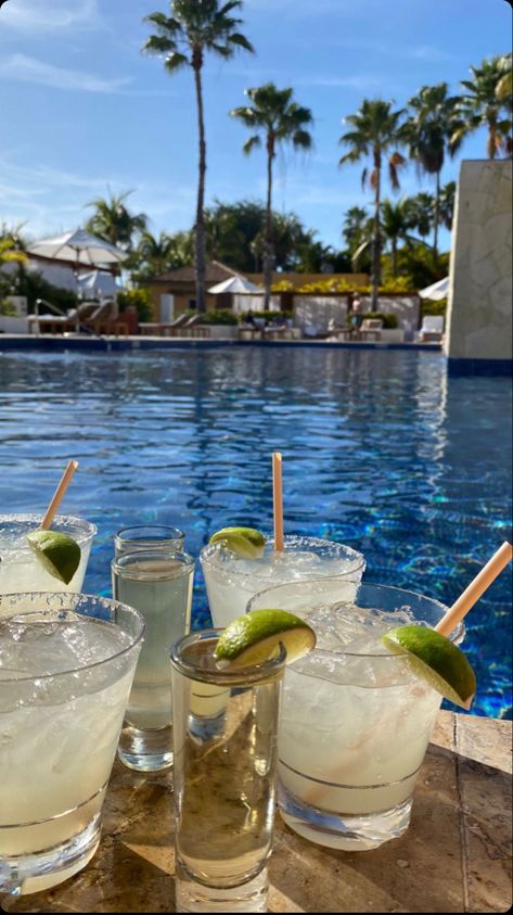 Instagram, Summer, Cancun, Trips, Beach Holiday, Beach Vacay, Beach Trip, Beach Vacations, Cancun Nightlife