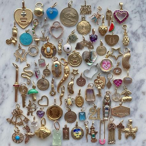 Jewellery, Vintage, Featured Jewelry, Jewelry Collection, Gem Gossip, Jewelry Lookbook, Charmed, Jewelry Inspo, Vintage Jewelry