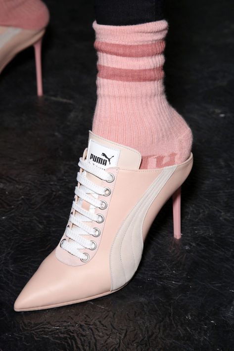 Rihanna, Designer Shoes, Footwear, Lady, Converse, Shoes, Shoes Heels, Sneaker Heels, On Shoes