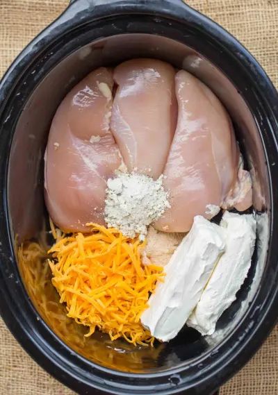 Bacon, Slow Cooker Chicken, Foodies, Slow Cooker, Crock Pot Chicken, Chicken Crockpot Recipes, Crock Pot Slow Cooker, Crockpot Recipes Slow Cooker, Crockpot Dishes