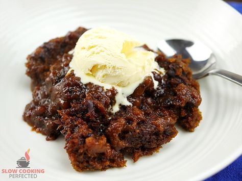 This sweet slow cooker sticky date pudding is the perfect way to finish off a busy day. It’s relatively easy to get cooking and tastes amazing! Skinny, Dessert, Cake, Cheesecakes, Slow Cooker, Slow Cooker Desserts, Slow Cooker Rice Pudding, Slow Cooker Brownies, Recipe Ideas
