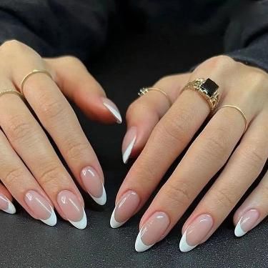 Save your money for some cute purse those ones are only $15!! Classic Nails, Ongles, Uñas, Nail, Classy Nails, Classy Simple Nails, Celebrity Nails, Nailart, Nails Inspiration