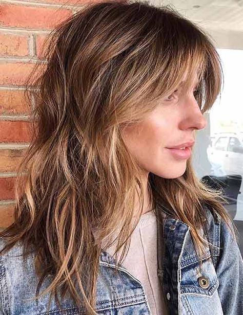 50 Stunning Medium-Length Haircuts And Styles For Thick Hair Shoulder Length Hair, Layered Haircuts, Medium Shaggy Haircuts, Medium Length Hair Cuts, Medium Hair Styles, Medium Length Hair Styles, Thin Hair Haircuts, Shaggy Haircuts, Thick Hair Styles