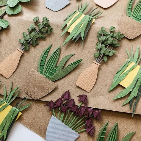 Russian Artist Creates Intricate Paper Plants Without Using Scissors | Bored Panda Collage, Miniature, Inspiration, Fai Da Te, Carton, Artesanato, Flores, Manualidades, Hoa