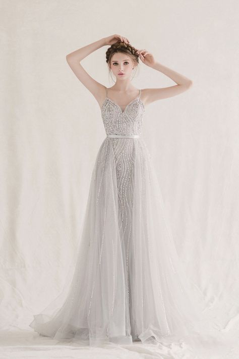 Whimsical, unique, and magical, this glittering silver gown from Bonna & Kimvelo is downright droolworthy! Ball Gowns, Haute Couture, Wedding Gowns, Prom Dresses, Ball Dresses, Silver Dress, Silver Gown, Fancy Dresses, Pretty Dresses