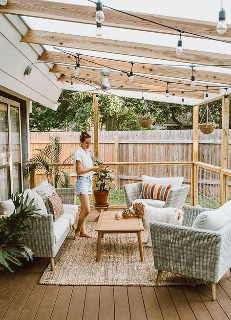 3 Ways to Look for the Perfect Fence for Your Backyard Patio Design, Outdoor Spaces, Patio Decor, Veranda, Pergola, Outdoor Decor, Backyard Decor, Home And Garden, Backyard Patio