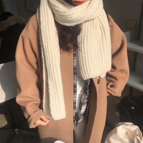 Couture, Clothes, Fashion, Tops, Winter, Art, Korea, Scarf Aesthetic, Cold Fashion