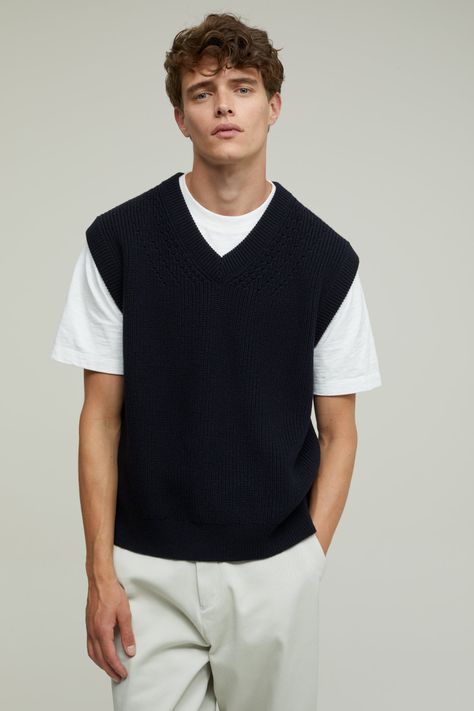 SLEEVELESS SWEATER | CLOSED Casual, Halle, Sweater Vest Outfit Mens, Male Sweaters, Sleeveless Sweater, Mens Sweater Vest, Sweater Vest Mens, Sleevless Sweater, Sleeveless Outfit Men