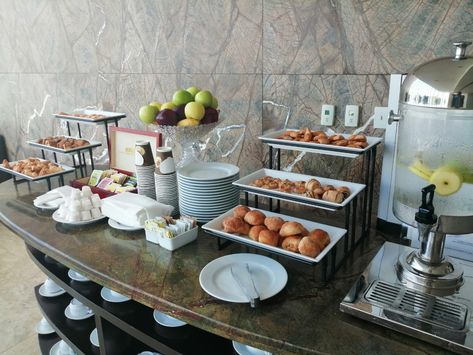 Brunch, Coffee Break Catering, Hotel Breakfast Buffet, Buffet Set, Catering, Hotel Breakfast, Cafe, Office Catering, Buffet