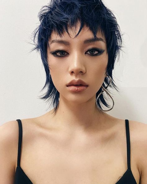 80 Short Choppy Haircuts Taking Over 2023 Grunge, Pixie, Edgy Hair, Mullet Hairstyle, Punk Haircut, Edgy Short Hair, Haar, Short Punk Hair, Choppy Hair