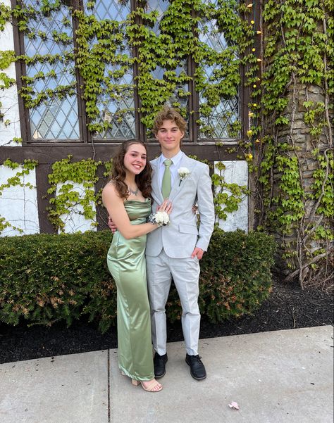 Prom, Casual, Best Prom Dresses, Prom Outfits For Couples, Prom Suits, Prom Dresses Simple, Prom Dresses Short, Perfect Prom Dress, Prom Couples Outfits Matching