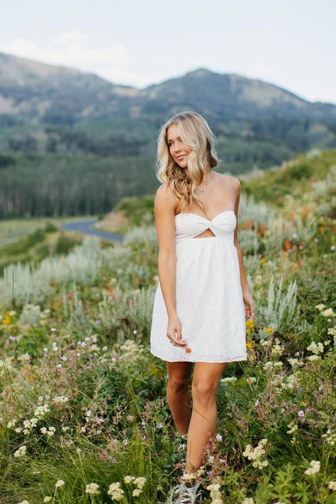 summer photoshoot inspo, summer senior pictures, senior portraits, senior photos, senior picture inspiration, bridals, utah bridals, utah bridal session, park city utah, park city wedding photographer, park city engagement photographer, mountain engagement, engagement session, white dress, wildflowers, wildflower photoshoot, flowers, colorful flowers, flower boquet photoshoot, mountain flower photos, inspiraiton, inspo, summer sunset pictures, summer sunset vibes, spring in the mountains, blonde Senior Pics, Senior Pictures, Senior Photos, Field Senior Pictures, Sunset Senior Pictures, Farm Senior Pictures, Summer Senior Pictures, Spring Senior Pictures, Senior Pictures Utah