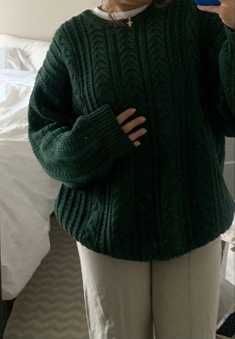 green cableknit sweater fall outfit cozy sweater weather Crochet, Outfits, Jumpers, Green Knit Sweater, Cozy Sweaters, Green Sweater, Green Oversized Sweater, Cozy Pullover, Green Turtleneck Sweater