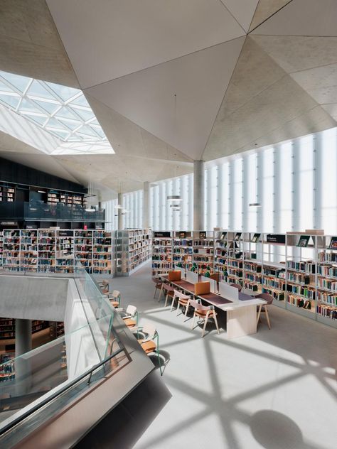 Lund Hagem Architects and Atelier Oslo complete anticipated and architecturally ambitious Deichman Library in Oslo Oslo, Architecture, Library Architecture, Public Library Design, Modern Library, Library Design, Architecture Design, Architect, Opera House