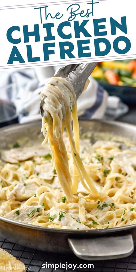 Chicken Alfredo is a perfect easy recipe. Made in just about 30 minutes, you will love this delicious pasta dinner. Pasta, Simple Chicken Alfredo Recipe, Chicken Alfredo Pasta Recipe, Chicken Alfredo Recipes, Chicken Alfredo Easy, Chicken Alfredo Pasta, Chicken Alfredo, Easy Chicken Dinners, Easy Chicken Fettuccine Alfredo Recipe