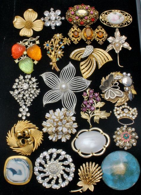 Vintage Jewellery Crafts, Dior, Victoria, Bijoux, Vintage, Vintage Rhinestone Brooch, Trifari Brooch, Vintage Jewelry, Trifari Jewelry