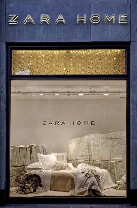 Retail Design Blog — Zara Home Windows, Milan - Italy Milan, Zara Home, Zara Home Interiors, Shop Interior Design, Bedding Stores, Interior Display, Store Design, Decoracion De Interiores, Showroom Design