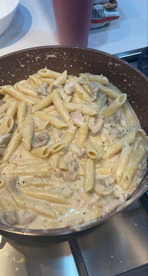 Chicken Alfredo pasta , my favorite by NazliNazNazli Healthy Recipes, Pasta, Cooking, Pizzas, Chicken Alfredo Pasta, Chicken Alfredo, Alfredo Pasta, How To Cook Pasta, No Cook Meals
