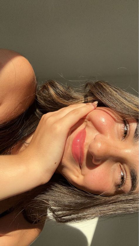 Goldenhour #sunkissed #selfie #cleangirl #glowyskin #aesthetic Selfie, Percy Jackson, Glow, Aesthetic Sunkissed Pictures, Pretty Girls Selfies, Insta Photo Ideas, Photo Ideas, Girls Selfies, Sunkissed Skin
