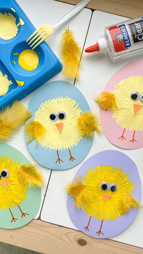 Kids Craft and Learning Page on Instagram: “Fork Printed Chick Craft 🐥 follow @abcdeelearning for more kids ideas” Diy, Artesanato, Manualidades, Easter Art, Art For Kids, Easter Preschool, Easter Arts And Crafts, Spring Crafts For Kids, Easter Activities