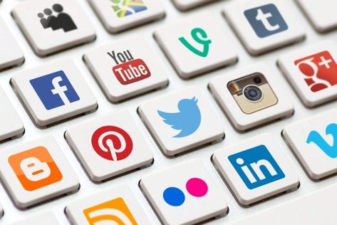 DSIM’s Guide for “Social Media Outreach” Content Marketing, Social Marketing, Internet Marketing, Web Design, Mobile Marketing, Instagram, Coaching, Online Business, Social Media Platforms
