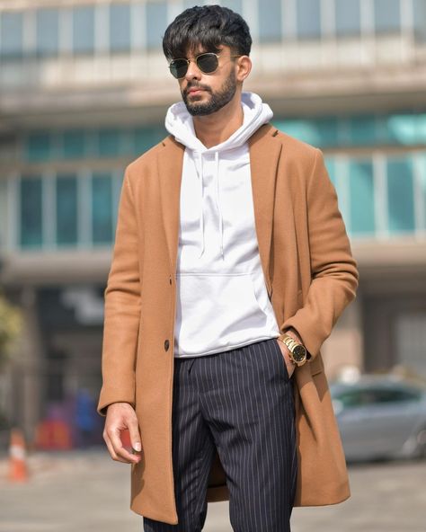 9 Cool Hairstyles for Indian Men To Try in 2021 - The Modest Man Ideas, Outdoor, Handsome Indian Men, Asian Men, Beard Styles Short, Haircuts For Men, Men, Indian Men Fashion, Indian Hair Cuts