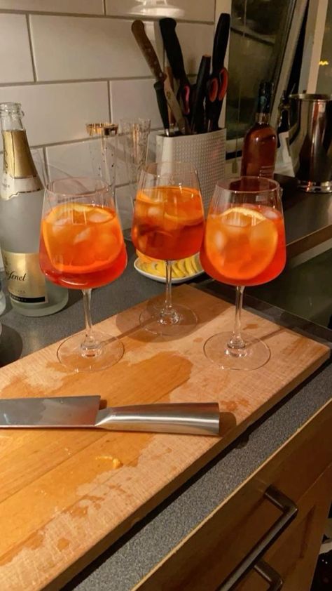 Alcohol, Wines, Drinking, Aperol Spritz, Drinks, Food And Drink, Wine, Drink, Fancy Drinks