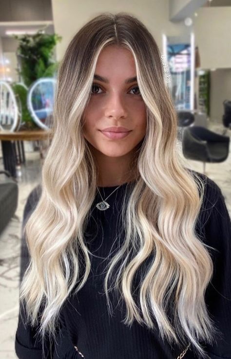 Natural To Blonde Balayage, Light Blonde Ombre Hair, Types Of Blonde Balayage, Creamy Balayage Blonde, Blonde Ideas For Brunettes, Blonde With Dark Shadow Roots, Blonde Ombre With Money Piece, Hombre Blonde Hair, Ombre Dark To Blonde