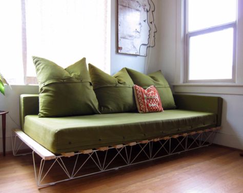DIY Sofas and Couches - DIY Platform Sofa - Easy and Creative Furniture and Home Decor Ideas - Make Your Own Sofa or Couch on A Budget - Makeover Your Current Couch With Slipcovers, Painting and More. Step by Step Tutorials and Instructions http://diyjoy.com/diy-sofas-couches Sofas, Ikea, Sofa Selber Bauen, Diy Sofa, Diy Couch, Bed Decor, Sofa Couch Bed, Couch, Sofa Set
