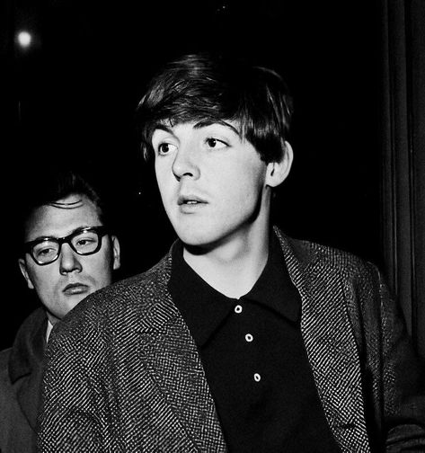 George Harrison, John Lennon, Celebrities, Beatles, People, Portrait, Guys, Fine Men, Fotos