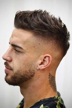 Cortes De Cabello Corto, Mens Haircuts Fade, Men's Hair, Mens Hairstyles Fade, Haircuts For Men, Mens Cuts, Bald Fade, Crew Cut Hair, Fade Haircut