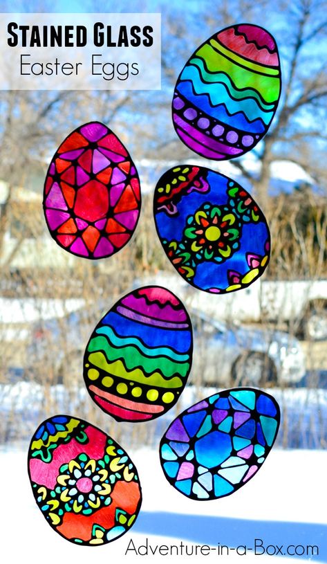 Make stained glass Easter egg suncatchers with kids! This craft comes with four free printable Easter egg designs and makes for a quick and easy way to decorate windows for Easter. Easter Crafts, Pre K, Diy, Easter Egg Art, Easter Arts And Crafts, Easter Projects, Easter Art, Easter Diy, Easter Egg Crafts