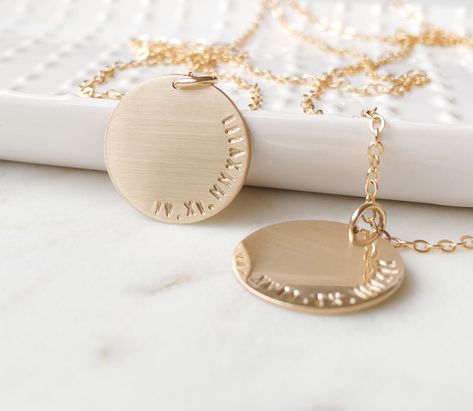 Date Necklace, Gold Disc Necklace, Necklace Outfit, Mom Friend, Gold Disc, Anniversary Dates, Roman Numeral, Would You Rather, Disc Necklace