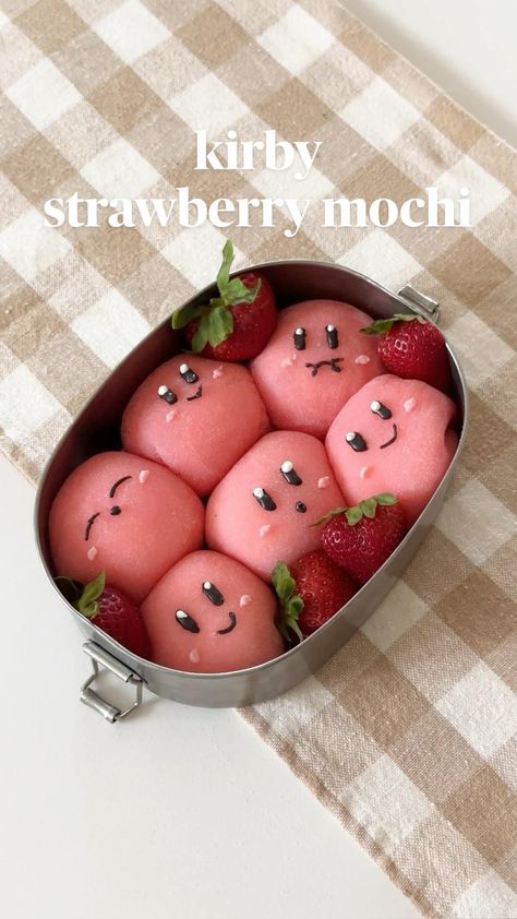 Kirby Strawberry Mochi Recipe Mochi, Makanan Dan Minuman, Kage, Koken, Eten, Yemek, Bakken, Cute Baking, Cute Food