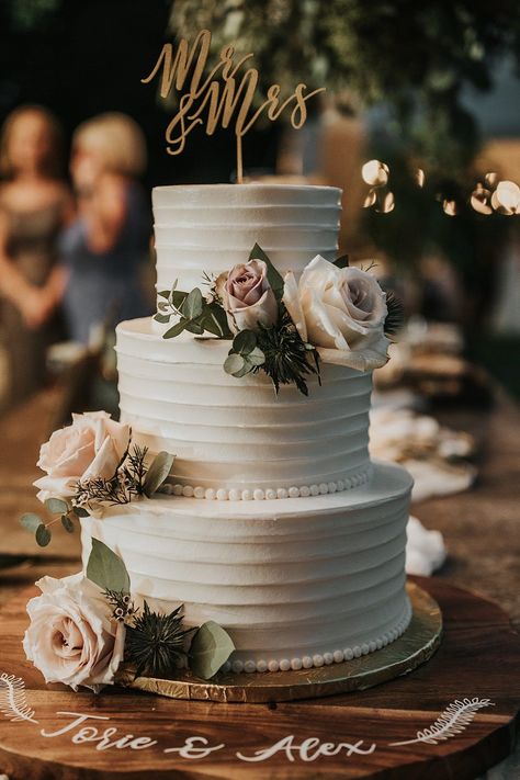 Spring Wedding Cakes, Wedding Cake Champagne Color, Wedding Cake Gold, Wedding Cake Dusty Pink, Wedding Cake Flowers, Wedding Cake Simple, Wedding Cake Designs Elegant, Blush Pink Wedding Cake, Cheap Wedding Cakes