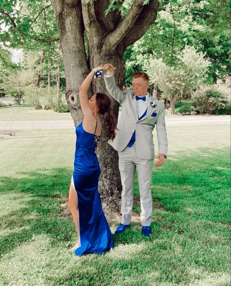 Prom, Prom Couples Blue, Navy Blue Prom Couple, Prom Pictures Couples, Prom Photography Poses, Blue Prom Couple, Senior Prom, Prom Tux, Couple Prom Pictures