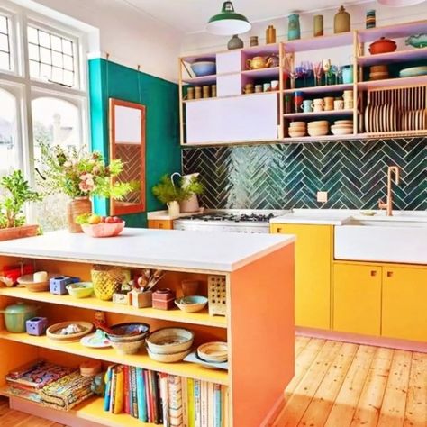 How to Prepare Your Kitchen this Summer - Matchness.com Decoration, Kitchen Interior, Home D�écor, Kitchen Island Decor, Kitchen Island Decor Ideas, Kitchen Colors, Kitchen Decor, Kitchen Design, Home Kitchens