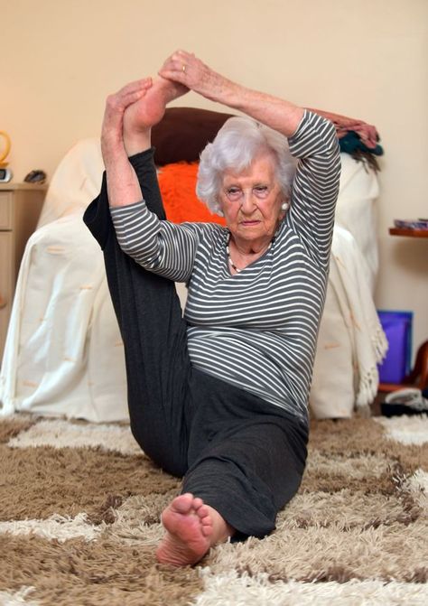 Yoga, Fitness, Ageless, Ageless Style, Older Women, Elderly, Old Women, Very Old Woman, Body
