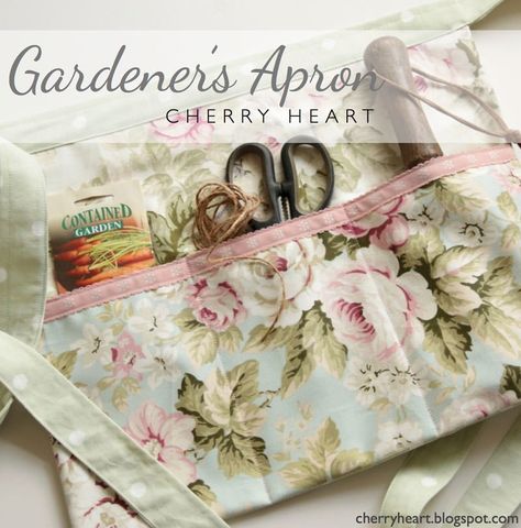 DIY Gardening Apron - Photo by Sandra Paul/Cherry Heart (HobbyFarms.com) Couture, Diy, Patchwork, Aprons Patterns, Diy Apron, Apron Designs, Apron Pattern Free, Apron Tutorial, Apron