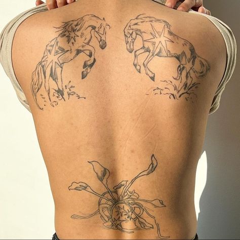 Russian Art Tattoo, Side Of Spine Tattoo, Patchwork Rib Tattoo, Tattoo Theme Ideas, Post Top Surgery Tattoos, Animal Back Tattoo Women, Tam Mai, Horse Back Tattoo, Tattoo Idea Back