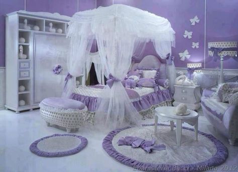 Little girl's purple bedroom Bebe, Girl Room, Girl Bedroom Designs, Dekorasyon, Mor, Princess Bedroom, Princess Bedrooms, Little Girl Bedroom, Purple Princess Room