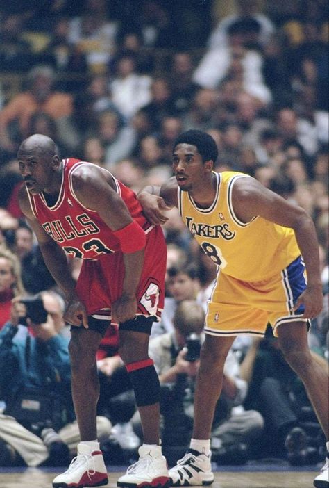 Los Angeles Lakers, Nba Players, Jordans, Chicago Bulls, Nba, Lebron James Michael Jordan, Michael Jordan Basketball, Basketball Legends, Nba Pictures