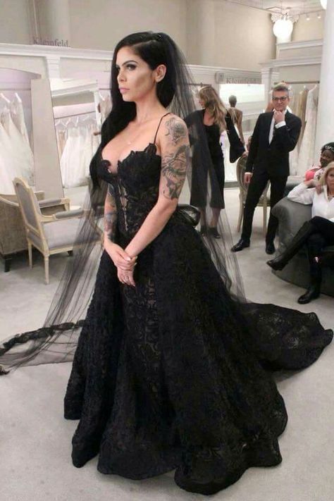 "Say Yes To The Dress" Wedding Dress, Ball Gowns, Womens Prom Dresses, Gothic Wedding Dress, Dream Wedding Dresses, Wedding Dresses With Straps, Gothic Wedding, Spaghetti Strap Wedding Dress, Goth Wedding