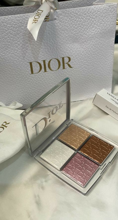 Christian Dior, Dior, Make Up Collection, Parfum Dior, Dior Makeup, Luxury Makeup, Makeup Collection, Makeup Supplies, Makeup Items